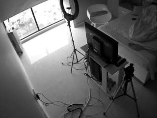 voyeurcam-casa-salsa-bedroom-12
