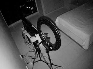 voyeurcam-casa-salsa-bedroom-12