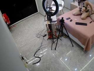 voyeurcam-casa-salsa-bedroom-12
