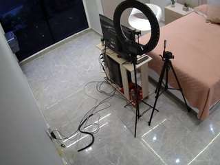 voyeurcam-casa-salsa-bedroom-12