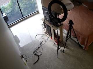 voyeurcam-casa-salsa-bedroom-12