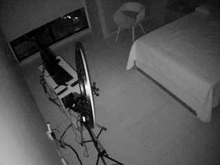 voyeurcam-casa-salsa-bedroom-12