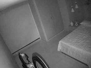 voyeurcam-casa-salsa-bedroom-12