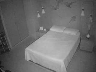 voyeurcam-casa-salsa-bedroom-12
