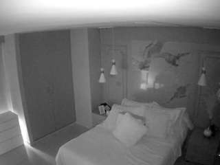 voyeurcam-casa-salsa-bedroom-12