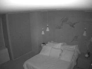 voyeurcam-casa-salsa-bedroom-12