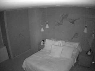 voyeurcam-casa-salsa-bedroom-12