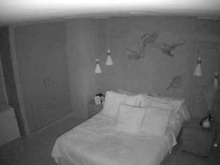 voyeurcam-casa-salsa-bedroom-12