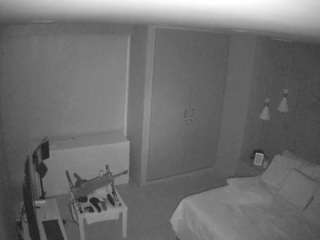 voyeurcam-casa-salsa-bedroom-12