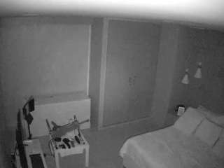 voyeurcam-casa-salsa-bedroom-12