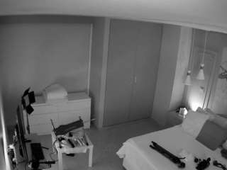 voyeurcam-casa-salsa-bedroom-12