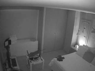 voyeurcam-casa-salsa-bedroom-12