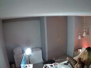 voyeurcam-casa-salsa-bedroom-12