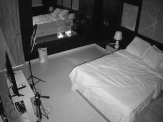 voyeurcam-casa-salsa-bedroom-13