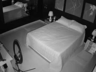 voyeurcam-casa-salsa-bedroom-13