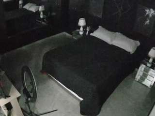 voyeurcam-casa-salsa-bedroom-13