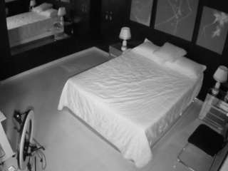 voyeurcam-casa-salsa-bedroom-13