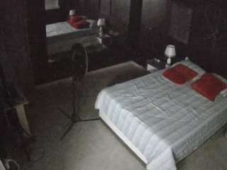 voyeurcam-casa-salsa-bedroom-13