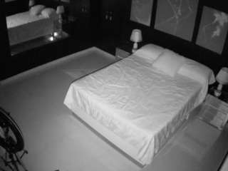 voyeurcam-casa-salsa-bedroom-13