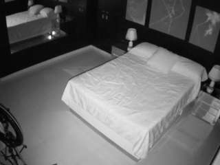 voyeurcam-casa-salsa-bedroom-13