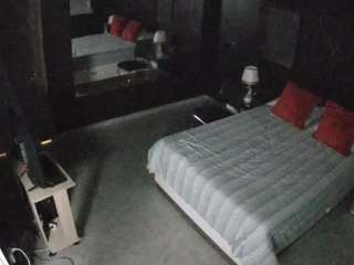 voyeurcam-casa-salsa-bedroom-13