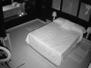 voyeurcam-casa-salsa-bedroom-13