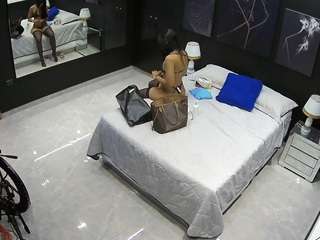 voyeurcam-casa-salsa-bedroom-13