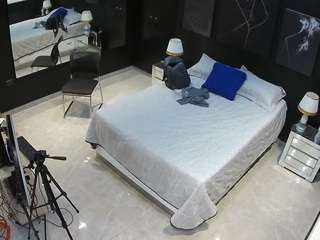 voyeurcam-casa-salsa-bedroom-13