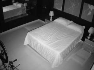 voyeurcam-casa-salsa-bedroom-13