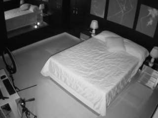 voyeurcam-casa-salsa-bedroom-13