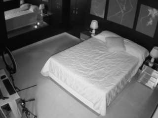 voyeurcam-casa-salsa-bedroom-13