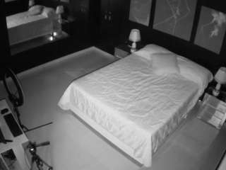 voyeurcam-casa-salsa-bedroom-13