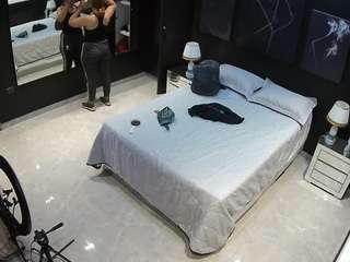 voyeurcam-casa-salsa-bedroom-13