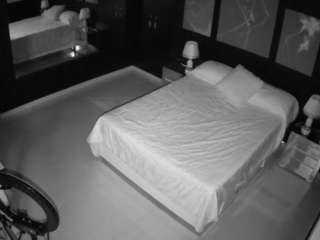 voyeurcam-casa-salsa-bedroom-13