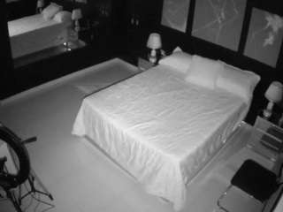 voyeurcam-casa-salsa-bedroom-13