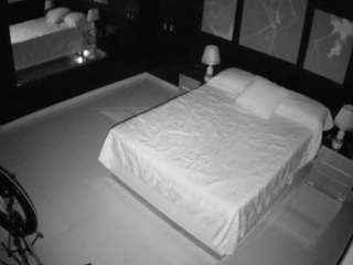 voyeurcam-casa-salsa-bedroom-13