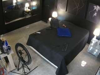 voyeurcam-casa-salsa-bedroom-13