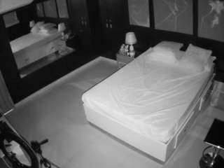 Porne 13 camsoda voyeurcam-casa-salsa-bedroom-13