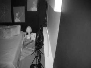 voyeurcam-casa-salsa-bedroom-13