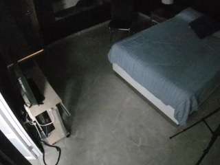 voyeurcam-casa-salsa-bedroom-13