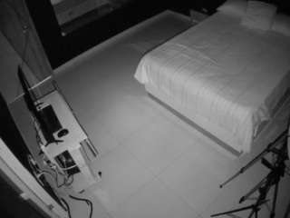 voyeurcam-casa-salsa-bedroom-13