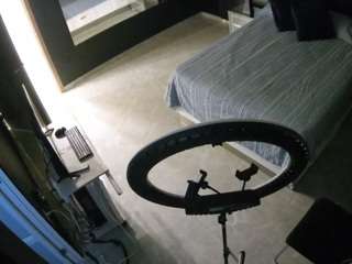 voyeurcam-casa-salsa-bedroom-13 camsoda