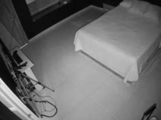 voyeurcam-casa-salsa-bedroom-13