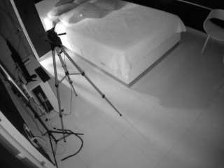 voyeurcam-casa-salsa-bedroom-13 camsoda