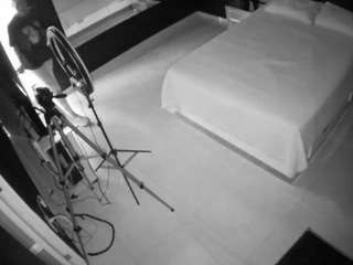 voyeurcam-casa-salsa-bedroom-13 camsoda