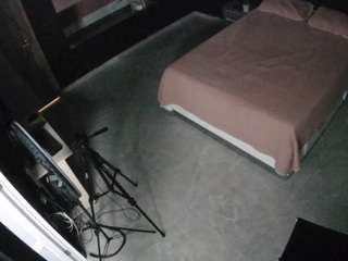 voyeurcam-casa-salsa-bedroom-13 camsoda