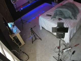voyeurcam-casa-salsa-bedroom-13