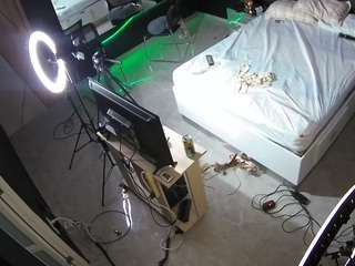 voyeurcam-casa-salsa-bedroom-13