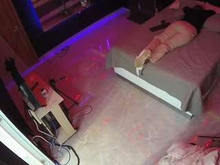 voyeurcam-casa-salsa-bedroom-13