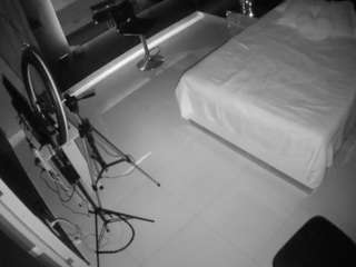 voyeurcam-casa-salsa-bedroom-13
